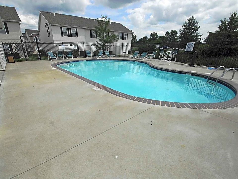1st image of 203 NE Adams Dairy Pkwy #203