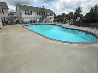 203 NE Adams Dairy Pkwy #203, Blue Springs, MO 64014