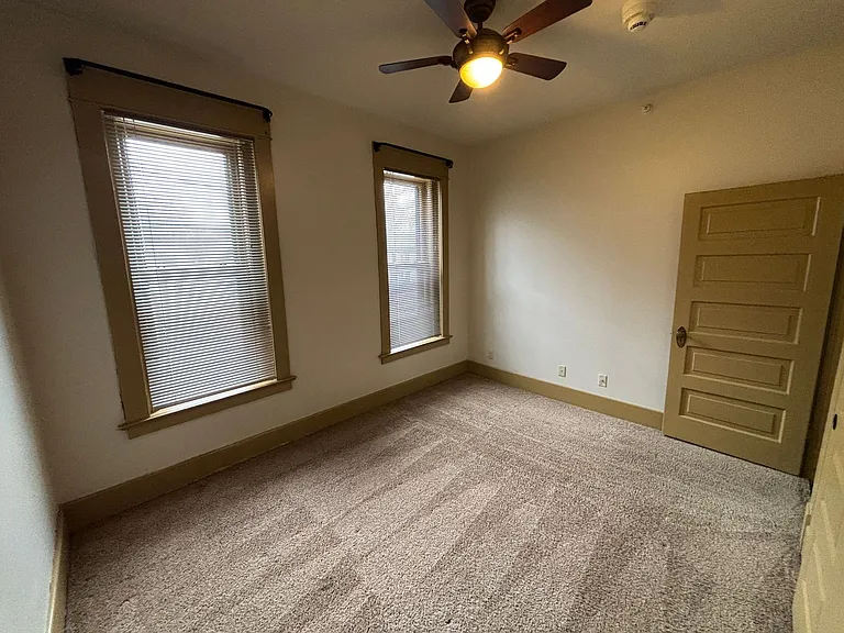 641 19th Street 1821 Woodland Ave — Photo 28