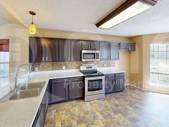5th image of 2808 Glenhaven Dr