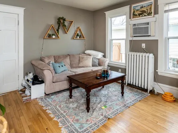 639 Pierce St NE, Minneapolis, MN 55413