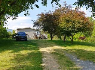 5396 Cocke County Line Rd, Cosby, TN 37722