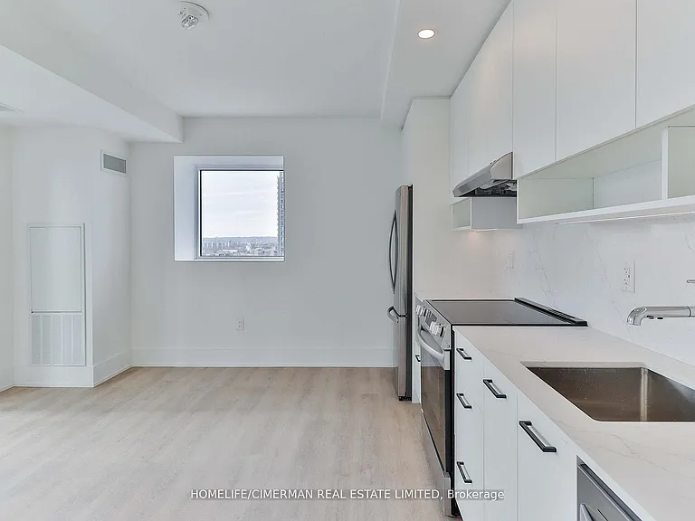 206 King St W #Penthouse 1 — Photo 8