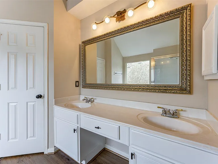 1223 Oak Canyon Ln — Photo 34
