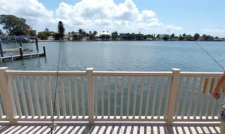 2505 Bay Blvd #1 — Photo 41