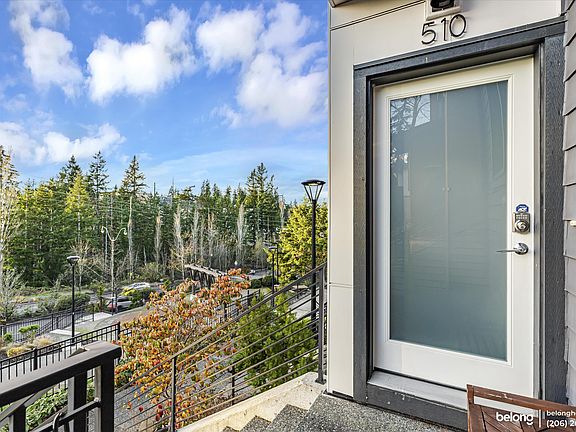 2nd image of 510 Coho Walk SE