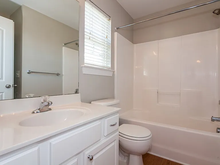 2870 Island Point Dr NW — Photo 16
