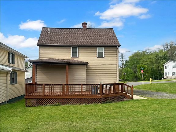 3rd image of 1098 10th St