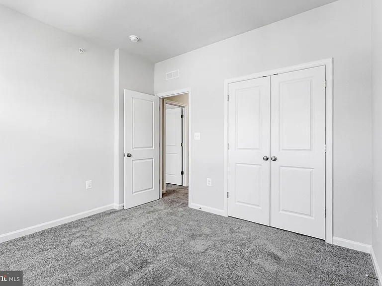 9670 Swallowtail Ln — Photo 13