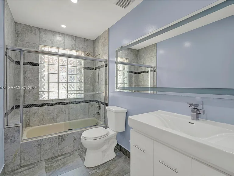 1251 Hayes St — Photo 31