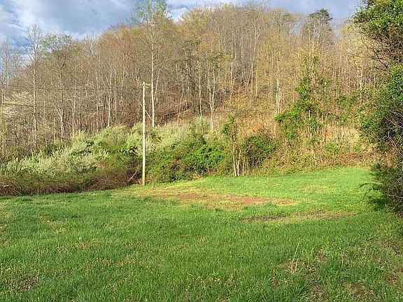 3rd image of 9842 State Highway 223