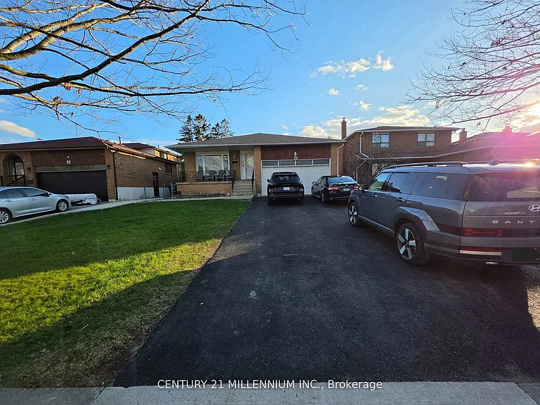 23 Malcolm Cres — Photo 31