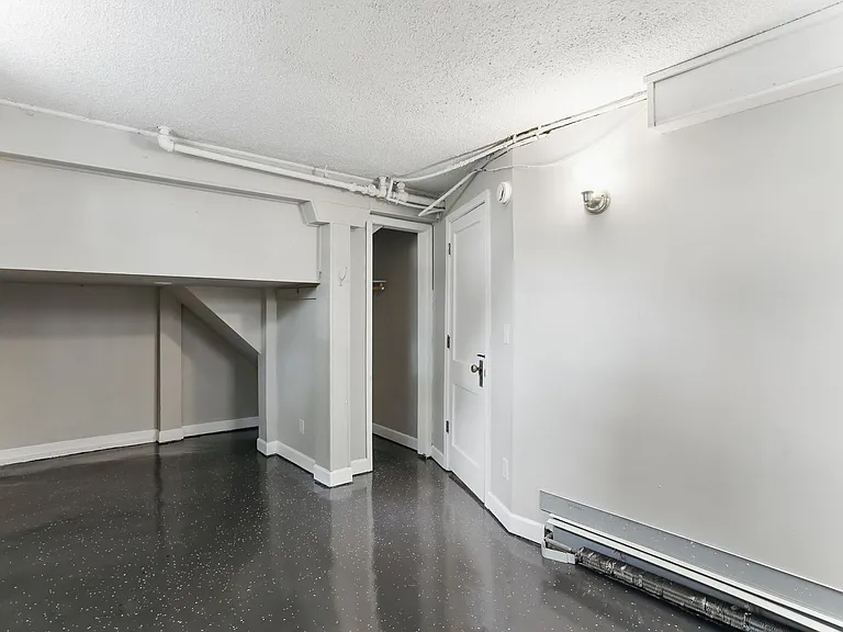418 Pierce — Photo 9