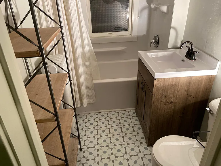 307 Vincent Ave N #2 — Photo 6