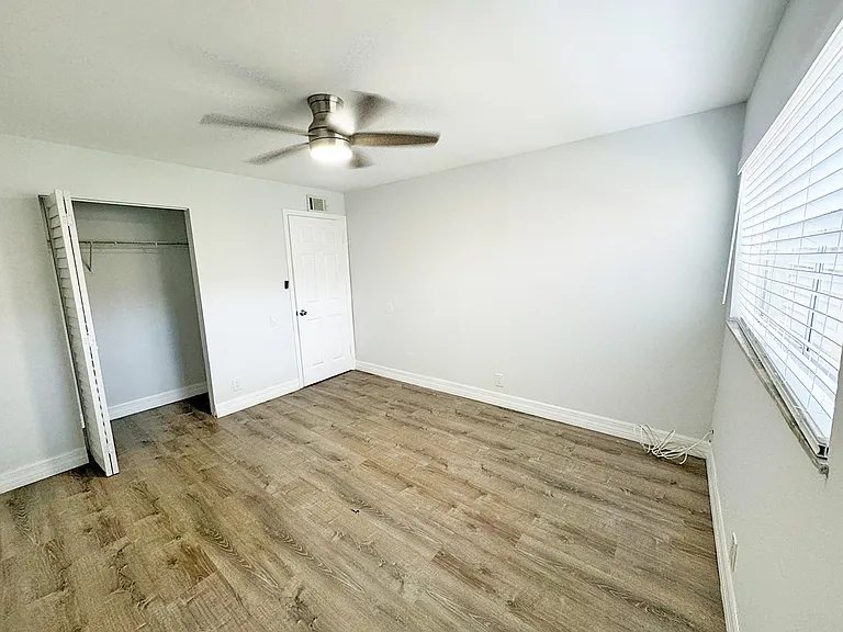 4447 Treehouse Ln #17C — Photo 11