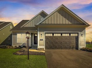 4307 Flamingo Dr, Lewis Center, OH 43035