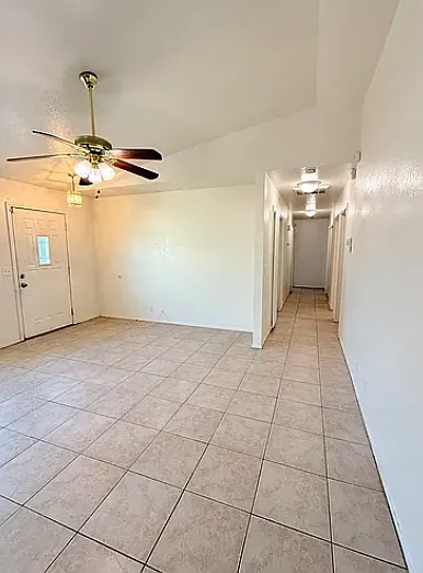 3 bed, 1400 sqft, $2,250 — Photo 2