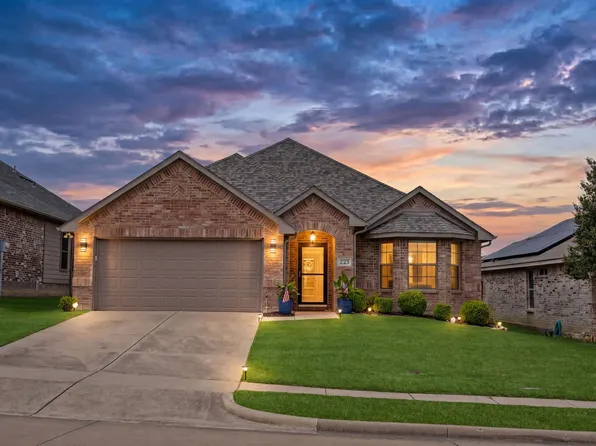223 Timber Dr, Princeton, TX 75407