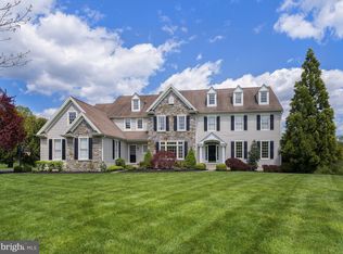 1724 Chantilly Ln, Chester Springs, PA 19425