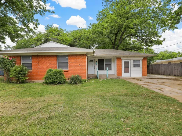 711 N Carroll Blvd, Denton, TX 76201