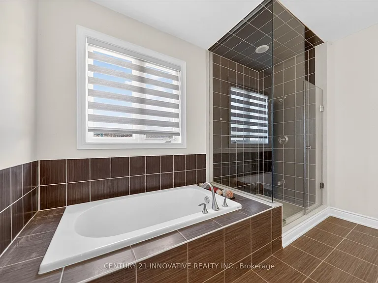 1815 Fairport Rd #1 — Photo 13