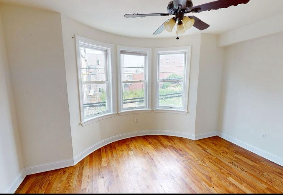 1st image of 1226 N 16th St #1