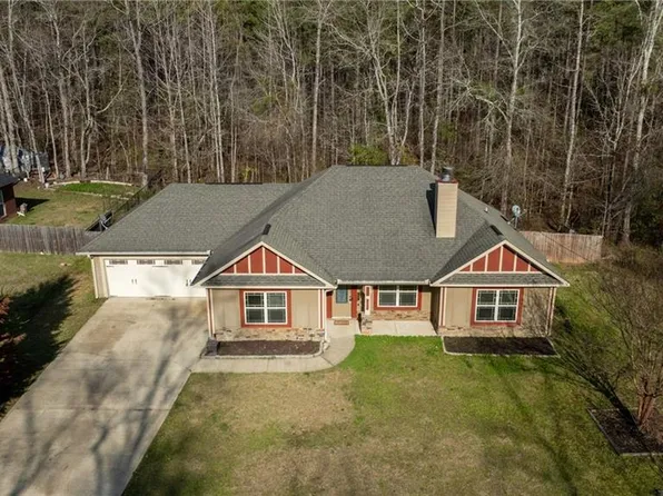 203 Lee Road 2037, Opelika, AL 36874