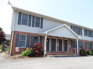 420 W Cherry Dr APT B, Womelsdorf, PA 19567