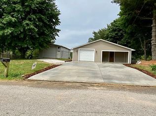 175 Goshen Church Rd N, Bowling Green, KY 42101