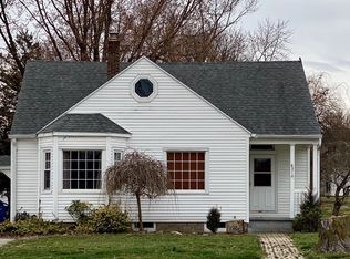 821 E Main St, Olney, IL 62450