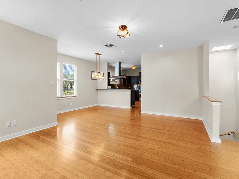2314 S 5th St — Photo 12