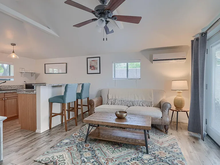 2-2626 E Hedrick Dr #2 — Photo 8