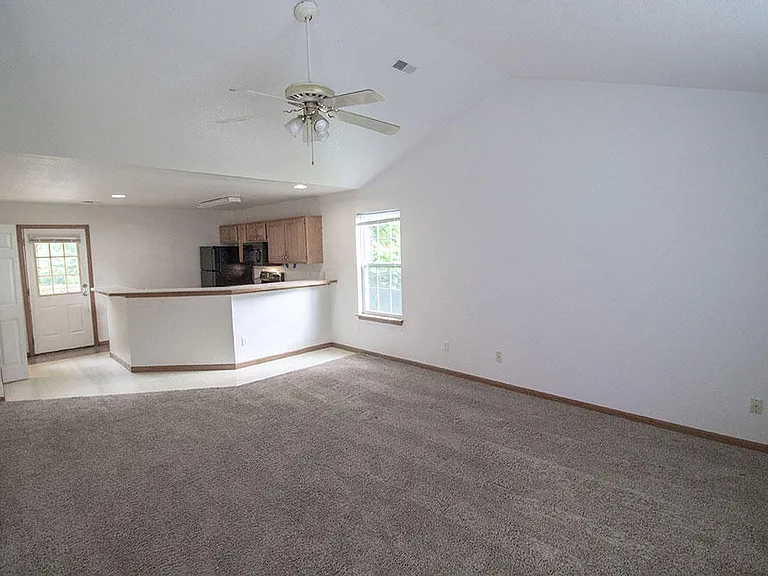 5342 Godas Cir — Photo 3