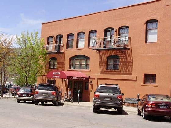 2nd image of 125 W 10th St #302