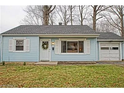 7459 Rockingham Rd photo 1