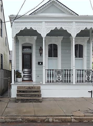 1st image of 2009 Dauphine St #2