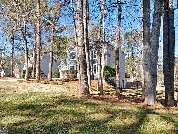 4th image of 22 Fallow Ln