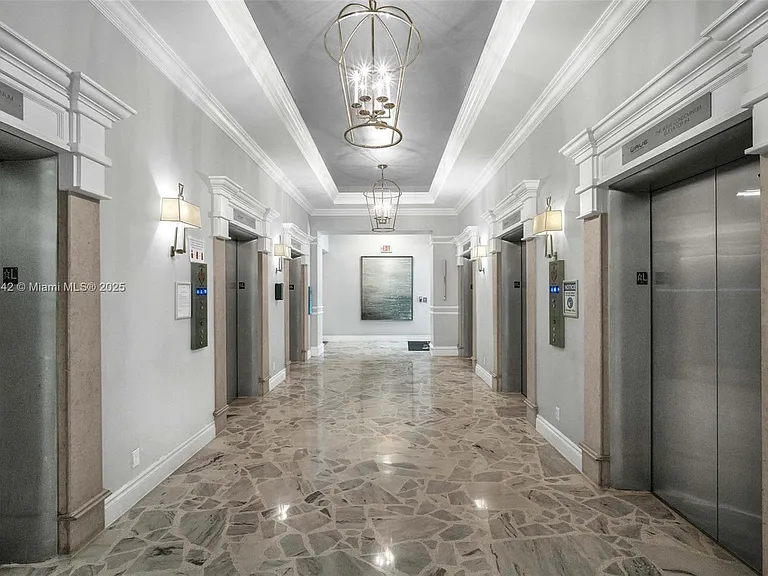 2501 S Ocean Dr #809 — Photo 42