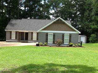1915 Powell Trce, Abbeville, AL 36310