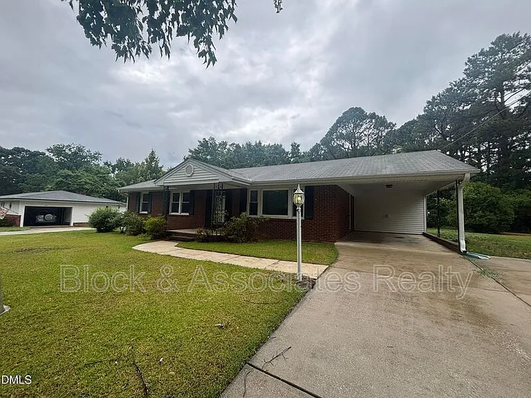 3609 Melrose Dr — Photo 1
