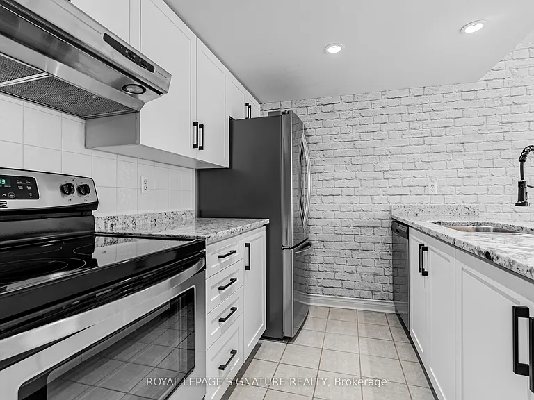 100 Redpath Ave #23 — Photo 12