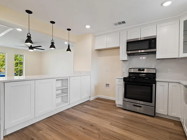 8734 Westfield Dr — Photo 8