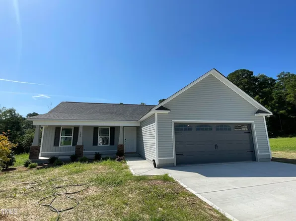 782 Sherrill Farm Dr, Benson, NC 27504