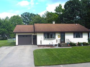 208 N Clinton Ave, Clintonville, WI 54929