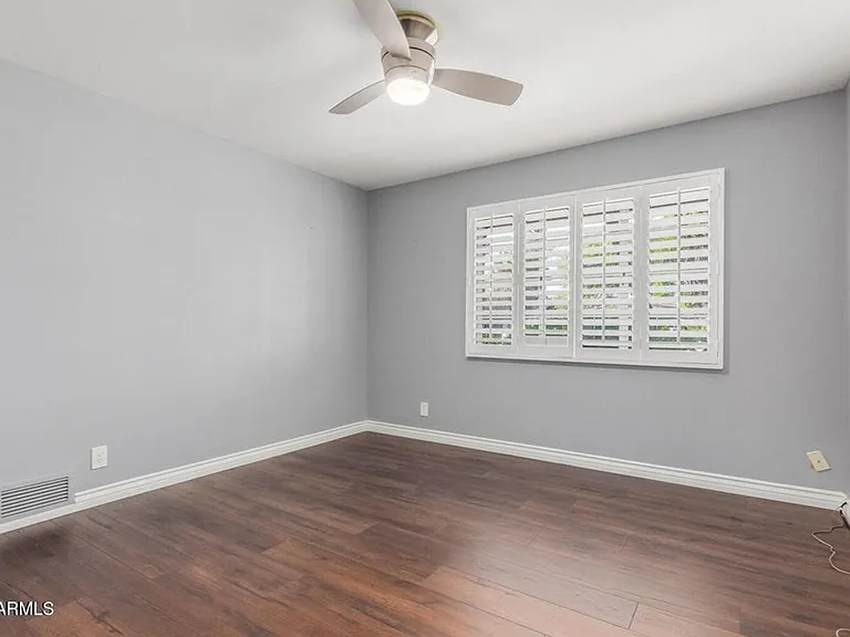481 W Half Moon Way — Photo 22