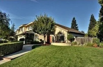 1885 Justino Drive — Photo 3