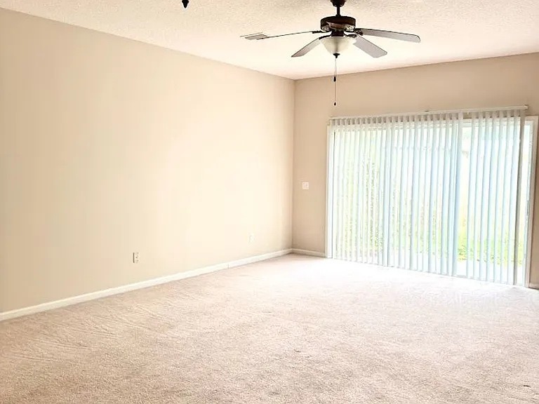 216 Inlet Reach Cir — Photo 4