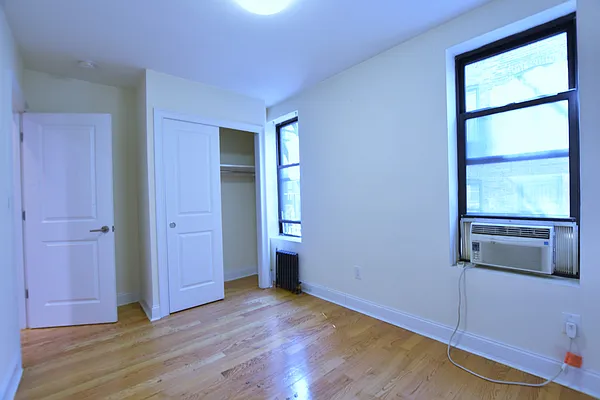 Rented by Compass | media 10