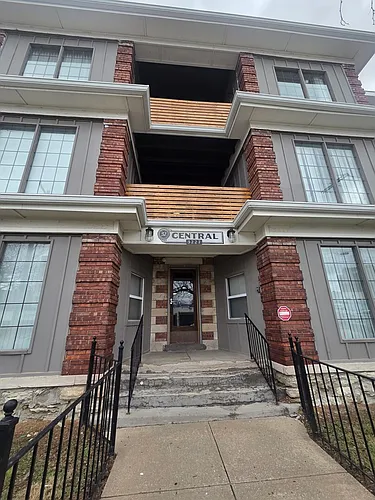 3227 Central St Photo 1