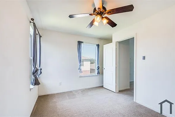 8825 Sun Haven Way — Photo 9